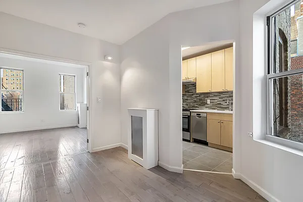 Rented by Compass | media 6