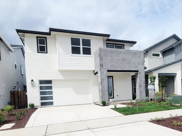 17479 Bushwick Ln, Lathrop, CA 95330