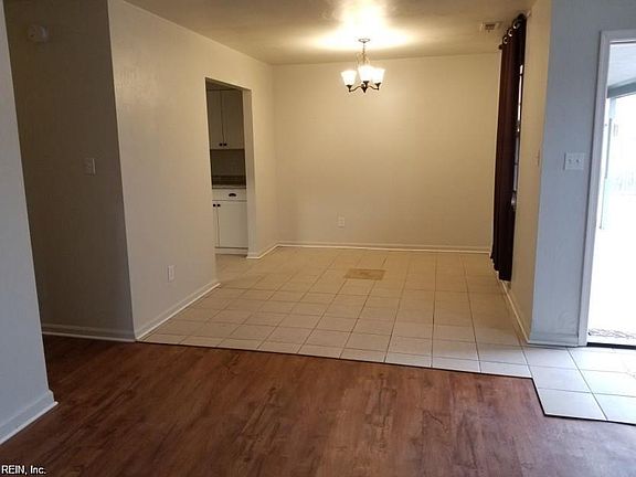 4th image of 6128 Bradford Dr