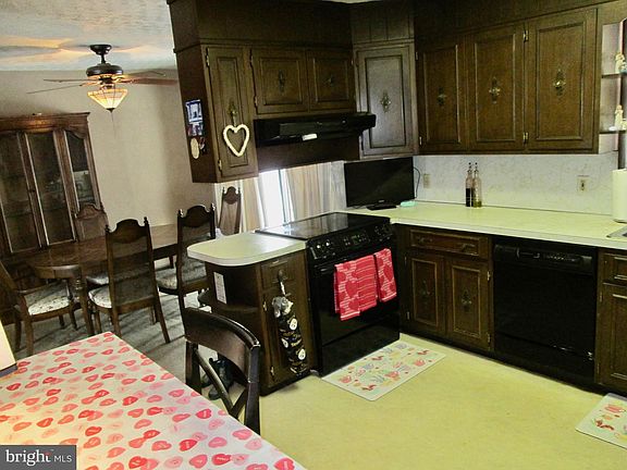 3rd image of 524 Prison Rd