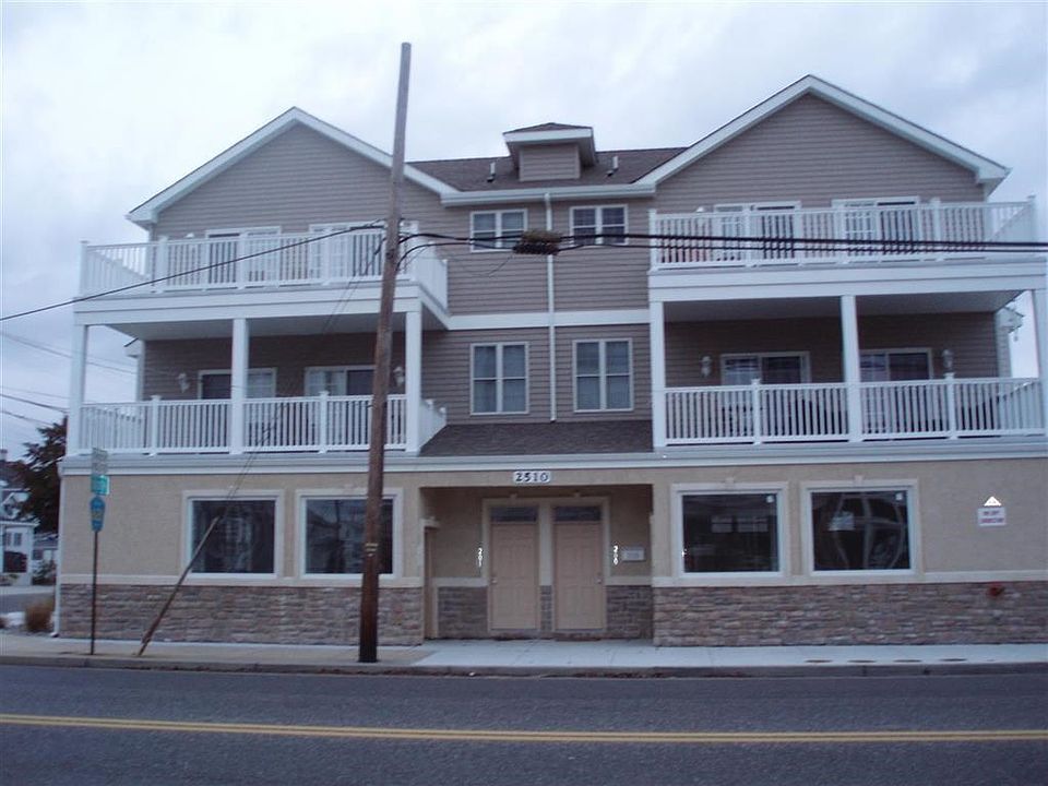 2nd image of 2500 New Jersey Ave Unit 100