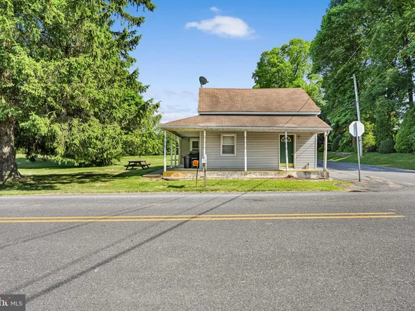 70 Strack Dr, Myerstown, PA 17067