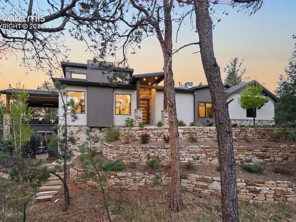 1685 Oakmoor Hts, Colorado Springs, CO 80906
