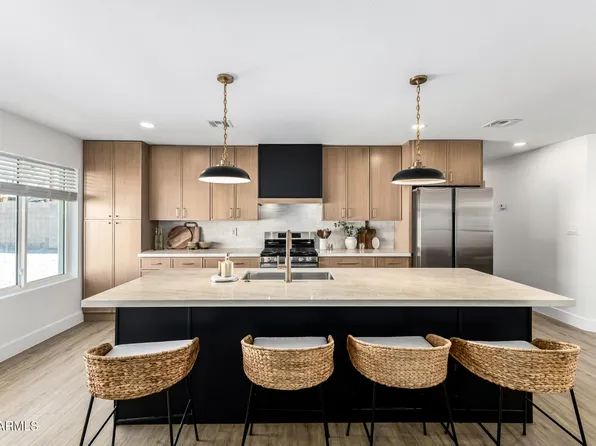 3802 E Mercer Ln, Phoenix, AZ 85028