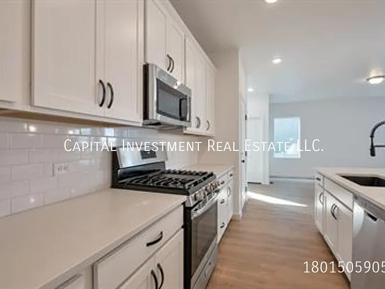 4692 W Camellia Ln — Photo 5