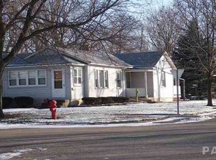 604 N High St, Lacon, IL 61540