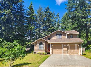 12810 Avante Dr NW, Silverdale, WA 98383