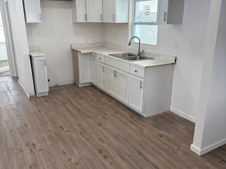 805 N Atchison St — Photo 14