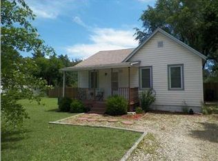 118 N McLain Ave, Newton, KS 67114