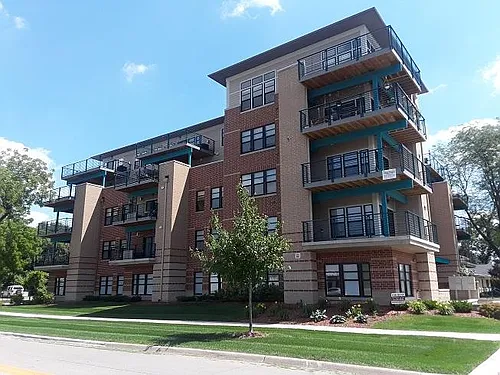 912 S Dubuque St #21 Photo 1