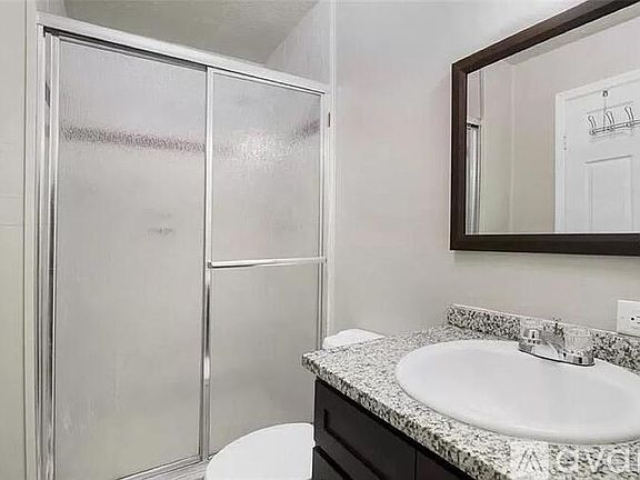 5th image of 5819 N 19th St #5