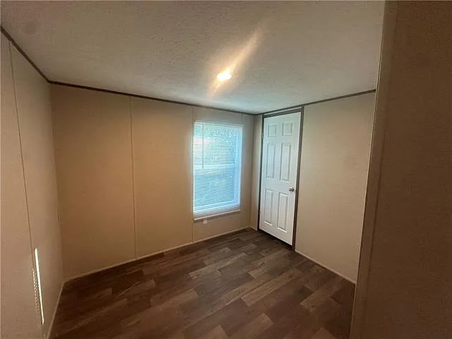 506 Killona Dr — Photo 10