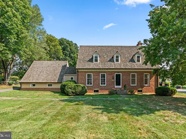 15405 Quail Run Dr, Gaithersburg, MD 20878