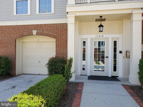 11314 Westbrook Mill Ln Unit 201, Fairfax, VA 22030