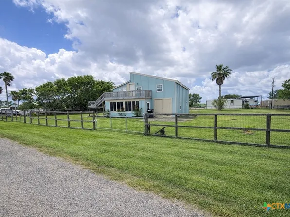 488 Alamo Beach Ave, Port Lavaca, TX 77979