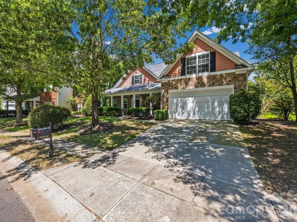 5914 Kirkwynd Commons Dr, Charlotte, NC 28278