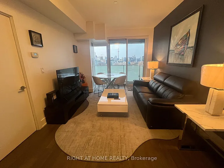 200 Bloor St W #1604 — Photo 3