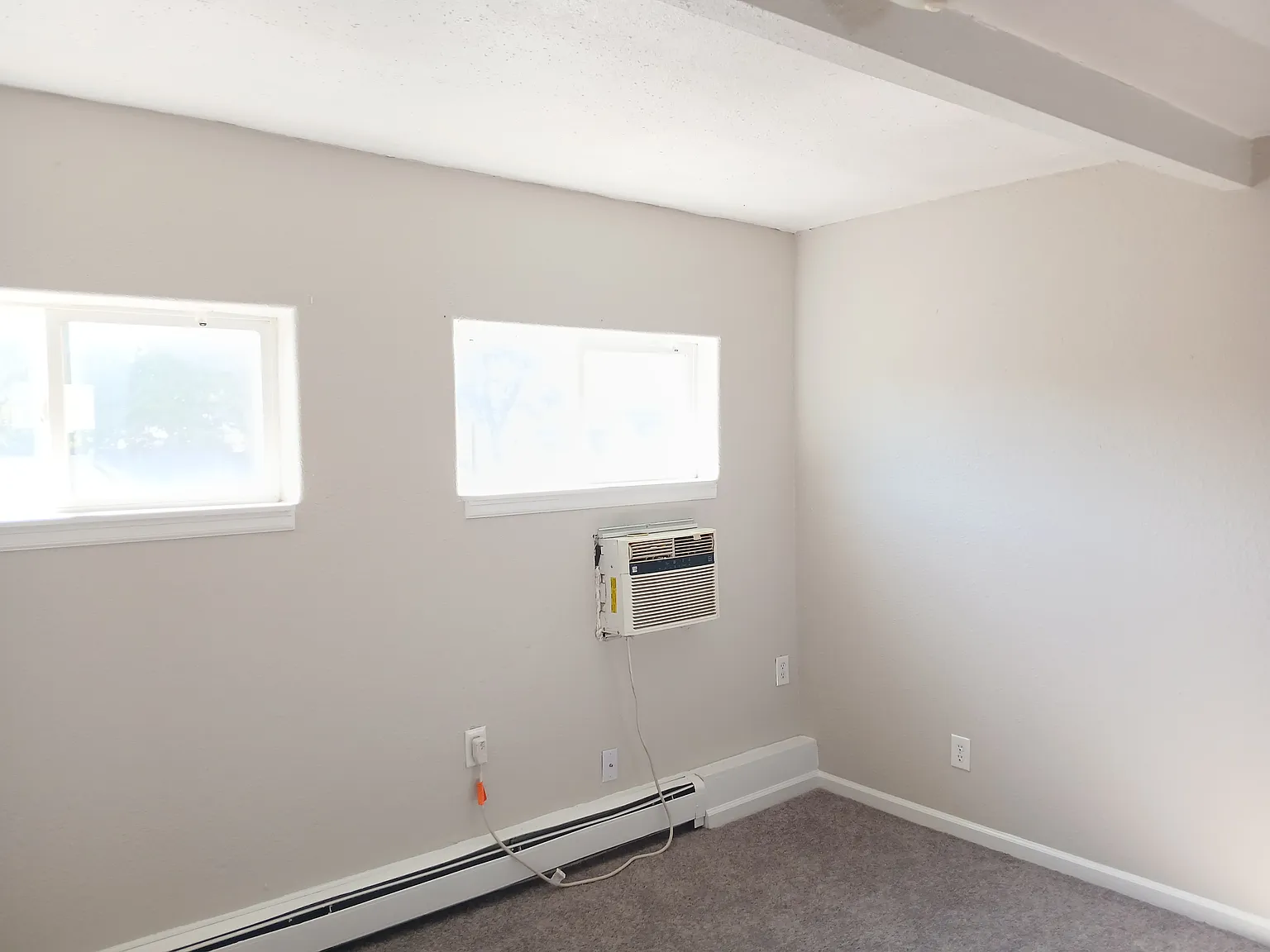 1107 Agate Pl — Photo 3