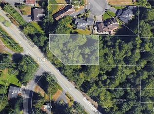 870 xx Ballinger Way, Lake Forest Park, WA 98155