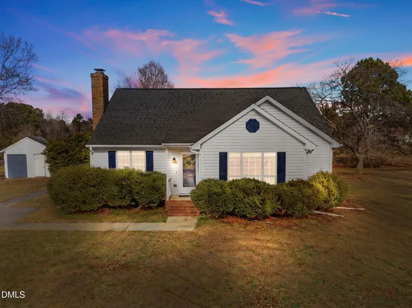 9704 Weathering Ct, Zebulon, NC 27597