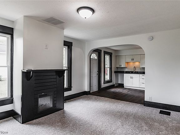 5th image of 55 Franklin St