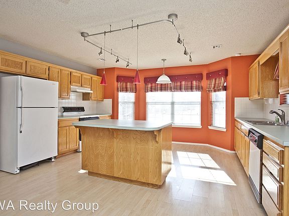 5th image of 25 Jordan Ln