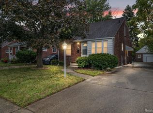 19200 Hickory St, Detroit, MI 48205