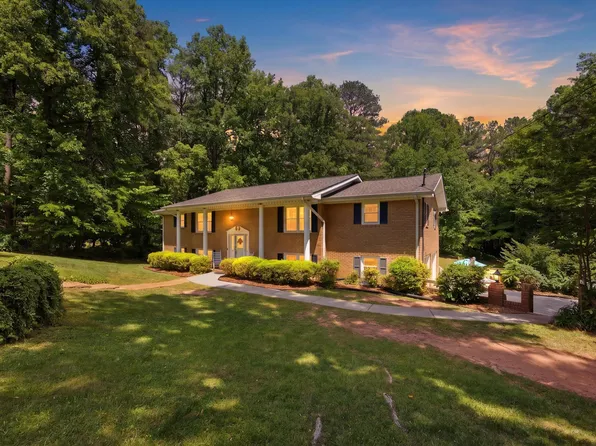 503 Loveman Ln, Dalton, GA 30720