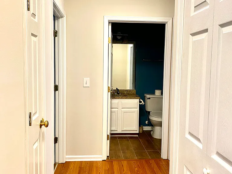 4513 Country Club Rd #F103 — Photo 9