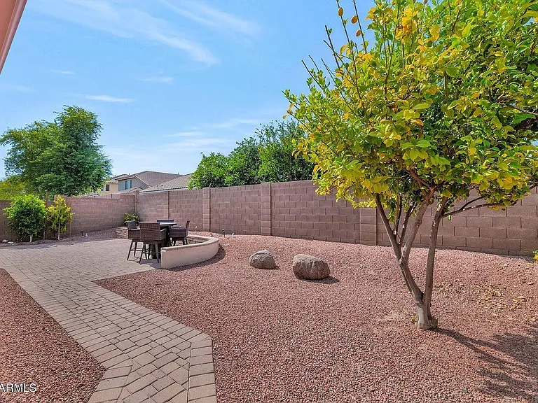 3315 E Merlot St — Photo 18