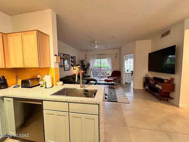 1500 E Pusch Wilderness Dr #4103 — Photo 6