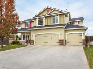 530 E Chapparosa Dr, Kuna, ID 83634