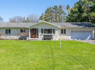 850 Gravel Rd, Webster, NY 14580