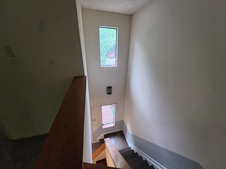 58 Meadowlark Ln — Photo 14