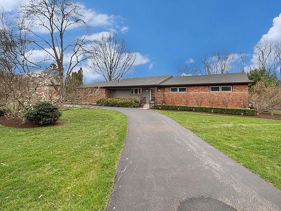 3rd image of 4743 Burnley Dr