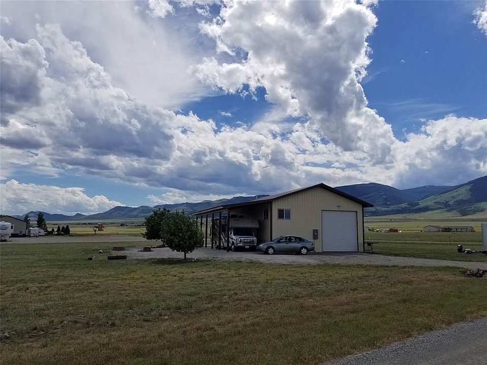 1st image of 394 Pay Dirt Ln
