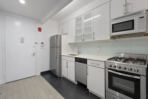 Rented by Platinum Properties | media 18