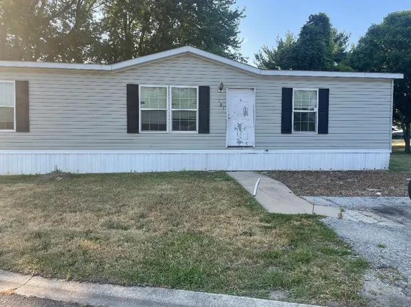 101 Carriage Ln, Chicago Heights, IL 60411