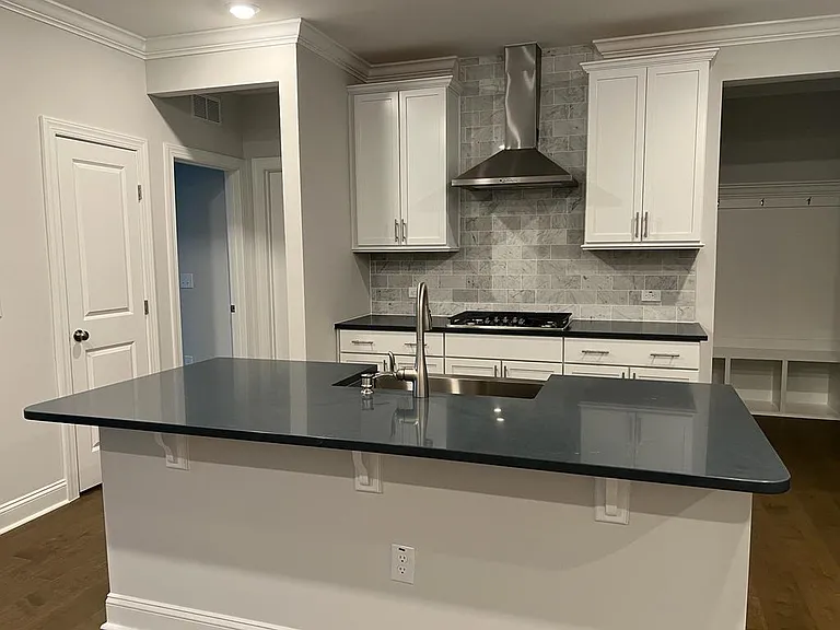 1303 Rosepine Dr — Photo 15