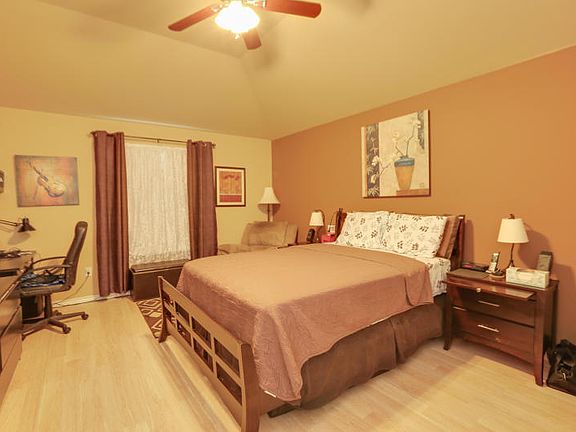 5th image of 2302 Light Wind Dr