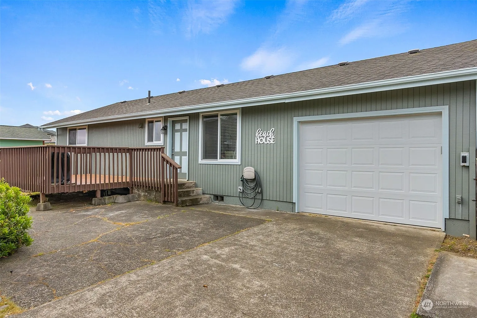 968 Wawona Avenue SE photo 1
