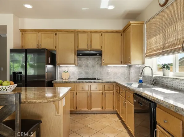 30511 Corsica Pl, Castaic, CA 91384