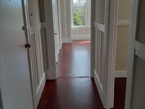 5th image of 708 Oak St #6