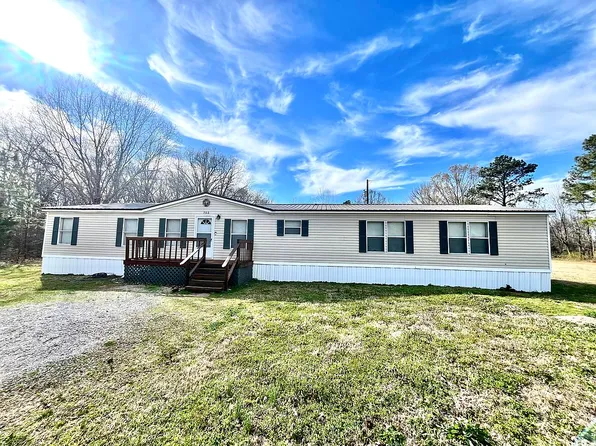 755 Mosby Rd, Oakland, TN 38060