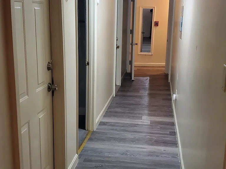 946 Main St #11 — Photo 6