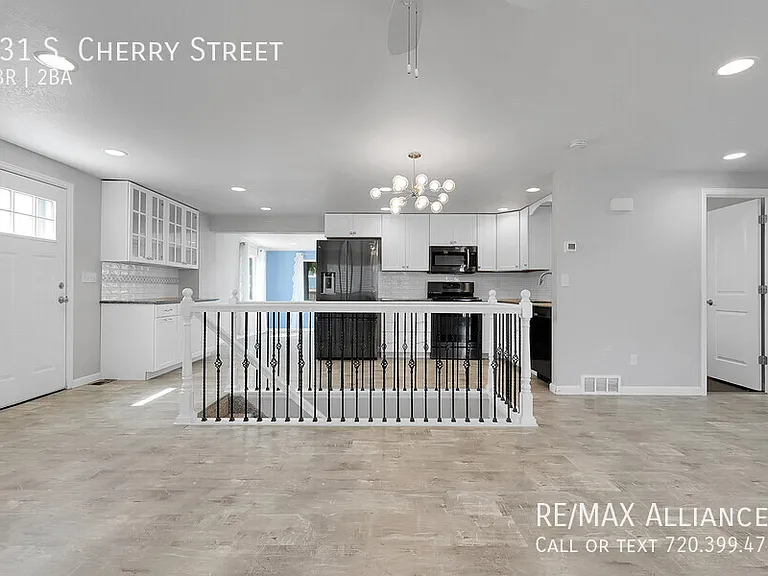 231 S Cherry St — Photo 7