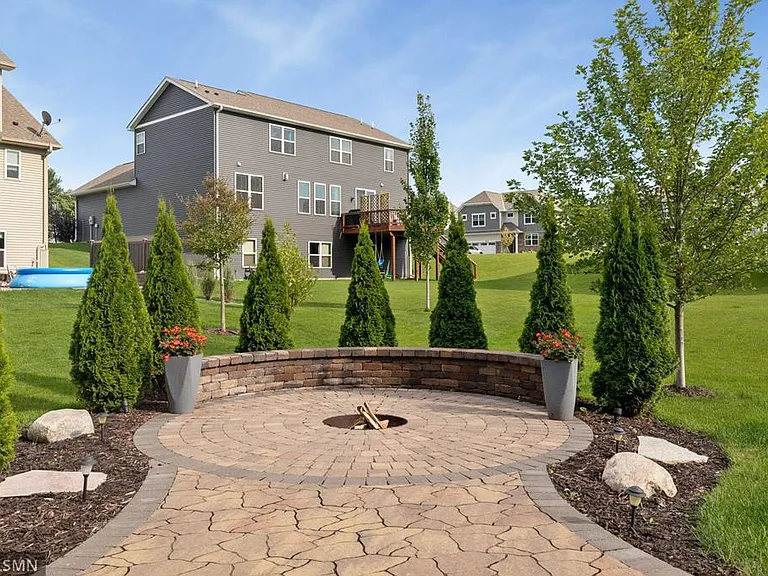 1290 Eagle Point Dr — Photo 27