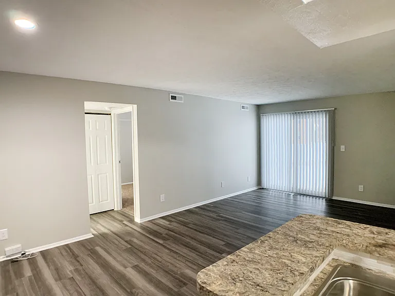 Steeplechase Apartments — Photo 35