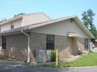 127 Classic Ct, Fort Walton Beach, FL 32548