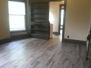 307 E Chestnut St #B, Bloomington, IL
